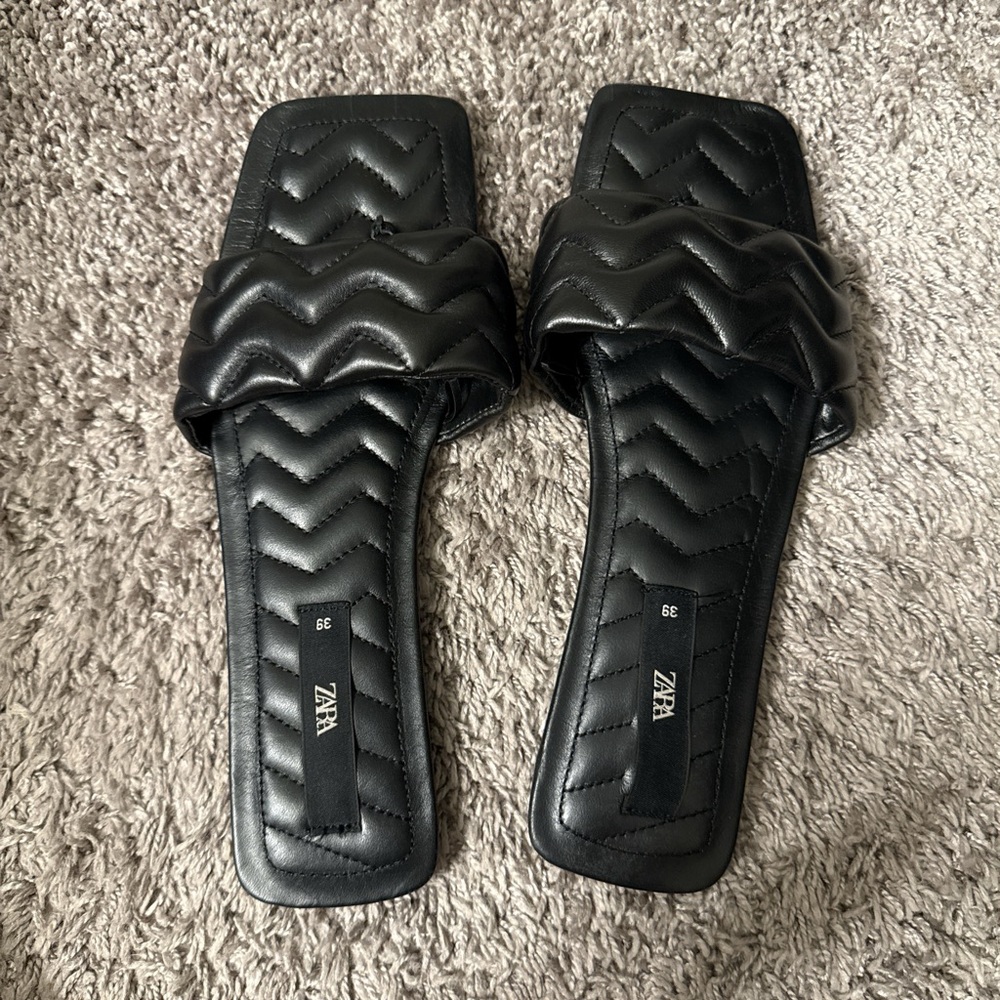 Zara Black Chevron Quilted Sandals